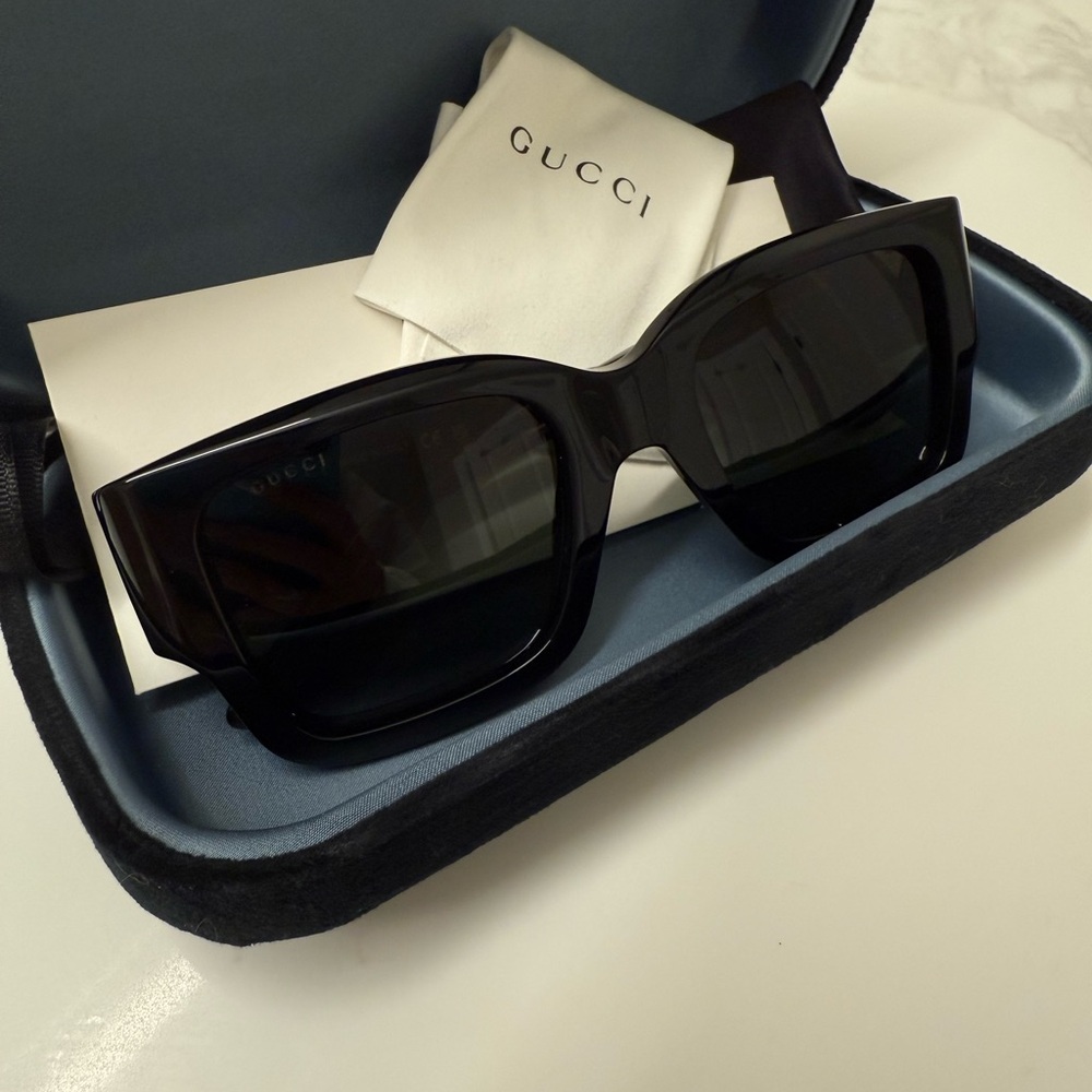 Gucci Black/Havana Square Sunglasses